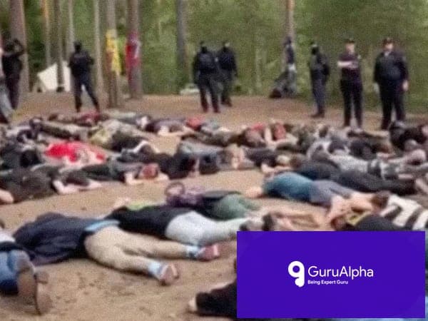Kremlin Forces Arrest 100 at Underground Festival in War Dissent Crackdown