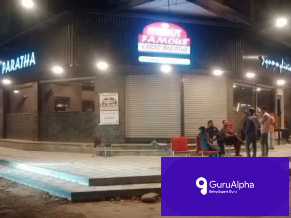 Karachi Restaurant Gun Attack Leaves Bystander Injured as Assailants Drop Evidence