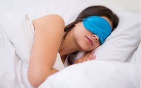 Can Wearing an Eye Mask to Sleep Tonight Boost Your Brain Function Tomorrow?